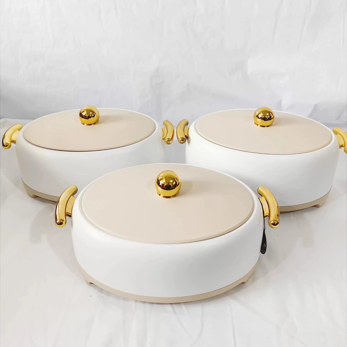 3-Piece Ribbed & Gold Insulated Hot Pots