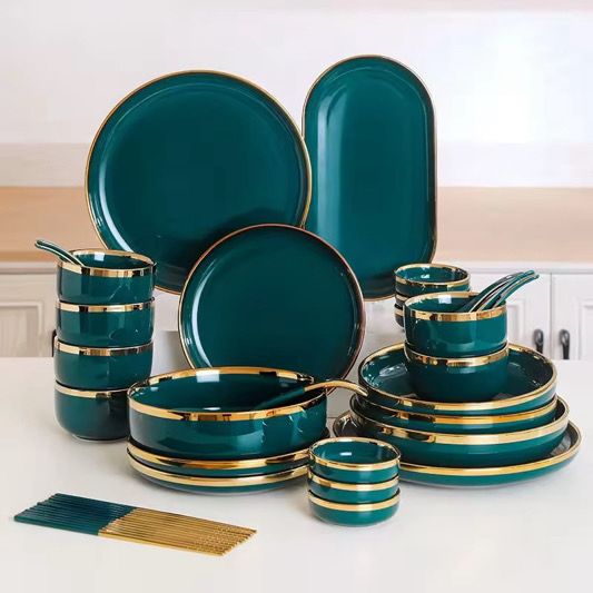 Exquisite 27-piece green dinnerware set