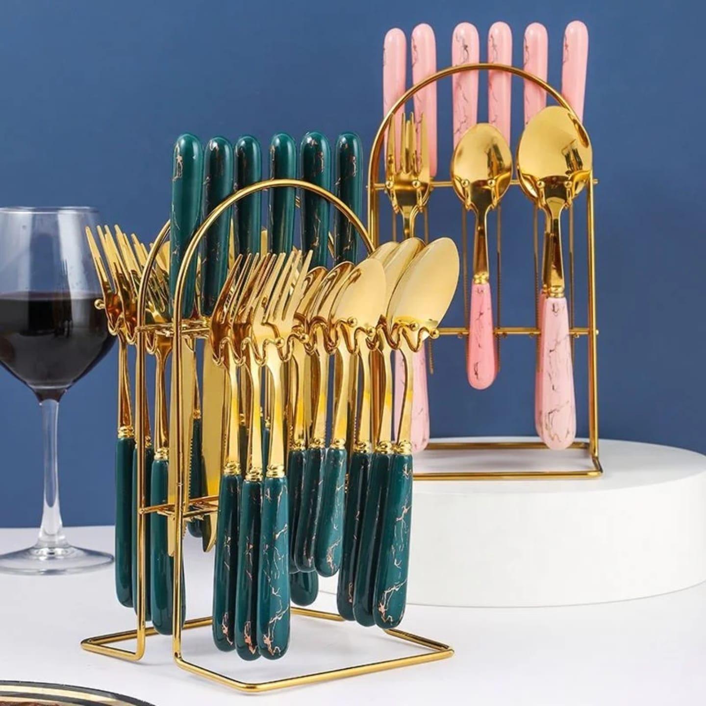 24-Piece Cutlery Set